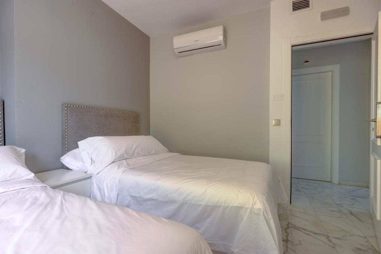 Hostal 37 에스테포나 외부 사진
